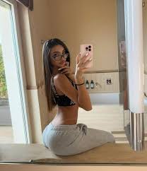 Kadıköy Escort Hande
